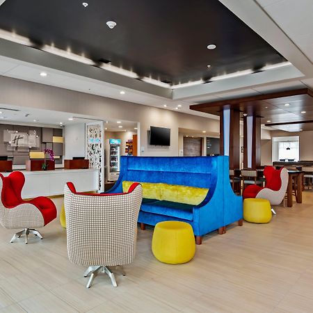 Holiday Inn Express & Suites Orlando- Lake Buena Vista By Ihg Eksteriør billede