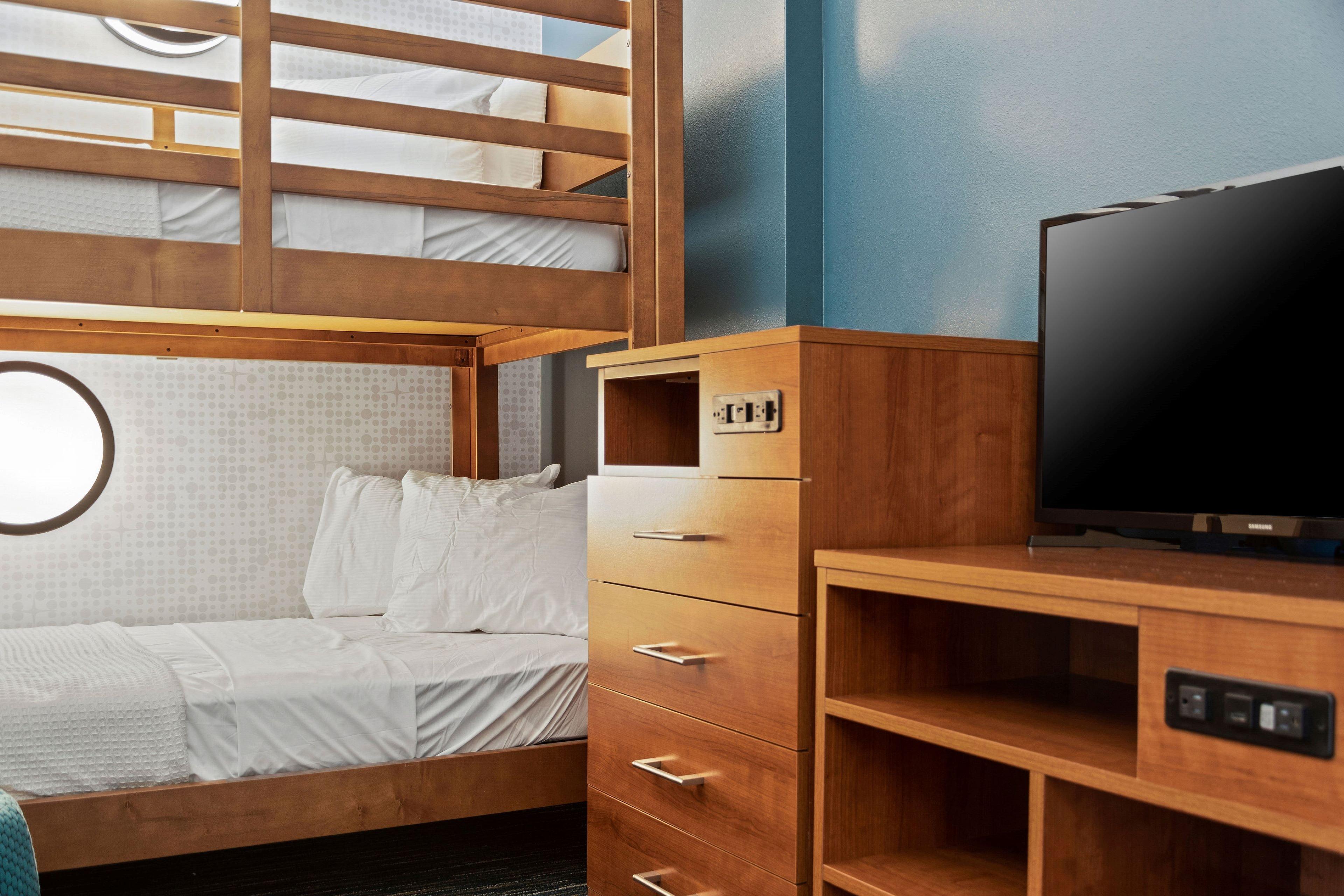 Holiday Inn Express & Suites Orlando- Lake Buena Vista By Ihg Eksteriør billede