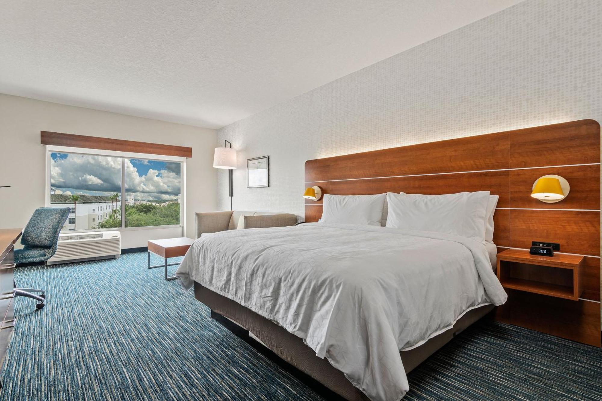 Holiday Inn Express & Suites Orlando- Lake Buena Vista By Ihg Eksteriør billede