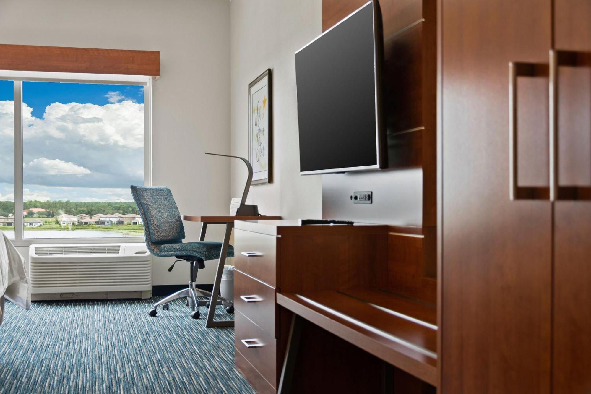 Holiday Inn Express & Suites Orlando- Lake Buena Vista By Ihg Eksteriør billede