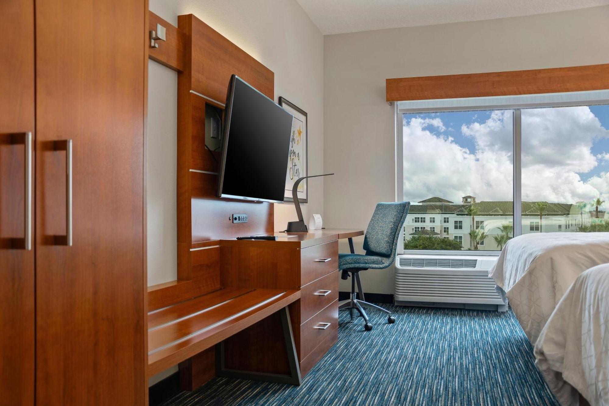 Holiday Inn Express & Suites Orlando- Lake Buena Vista By Ihg Eksteriør billede